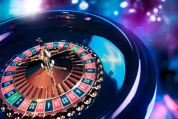 aiffa Poker Indonesia tournament table interface with card dealt and betting controls